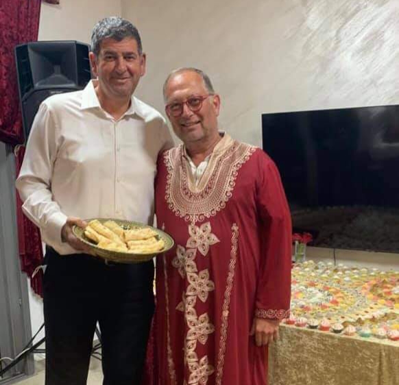 ראש העיר יוסי ברודני חוגג מימונה עם תושבים