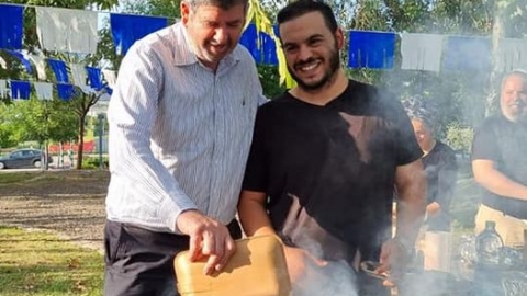 חוגגים לג בעומר עם חברי קפה בגבעה 1.jpg