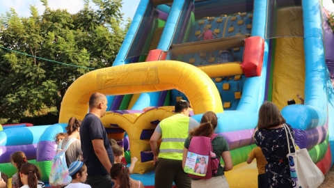מופעי קיץ לילדי גבעת שמואל 3.jpg