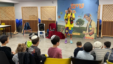 פורים בגבעת שמואל - חגיגה של קהילה