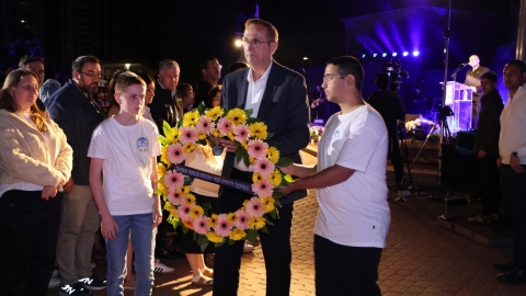 ערב יום הזיכרון בגבעת שמואל 6.jpg