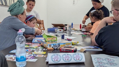 חוגגים שכנות טובה בגבעת שמואל  6.jpg