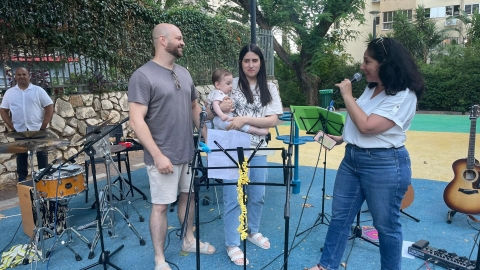 שבועות קהילתי ברמת אילן 6.jpg