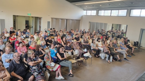 כנס מיוחד לאזרחים הוותיקים בגבעת שמואל 1.jpg