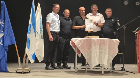גבעת שמואל מצדיעה למתנדבי השיטור הקהילתי 4.jpg