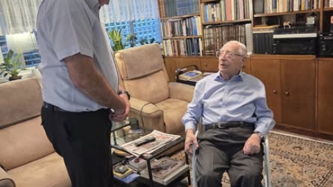 גבעת שמואל חוגגת 100 לתושב העיר מיכאל גולדמן-גלעד 3.jpg