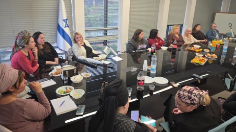 מכשירים את דור העתיד 2.jpg