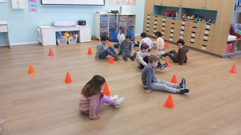 עיריית גבעת שמואל דואגת לילדי העובדים החיוניים 4.jpg
