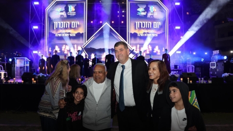 טקס יום הזיכרון תשפו  19.jpg