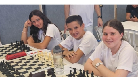 גאווה על לוח שחמט  5.jpg