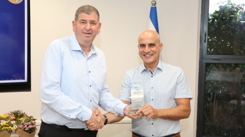 גבעת שמואל מצדיעה למערך החירום העירוני 3.jpg