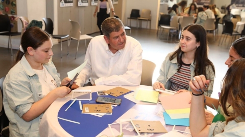 מאות השתתפו באירועי יום האחדות בעיר 2.jpg