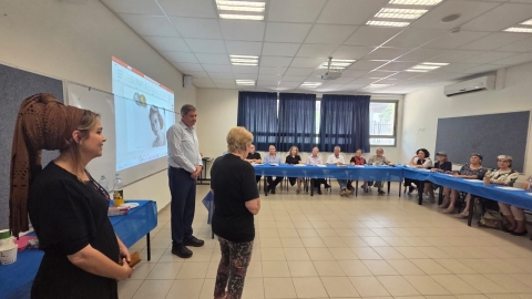 כיתת הוותיקים בעיר מסכמת שנת לימודים 2.jpg