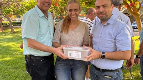 גבעת שמואל נלחמת ביתושים 5.jpg