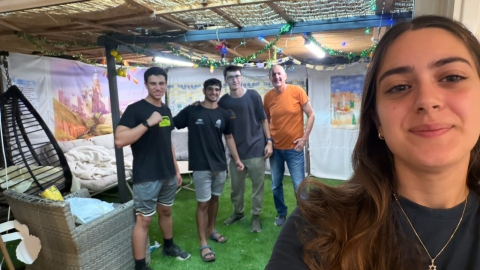 הנוער של גבעת שמואל בא לעזור 4.jpg