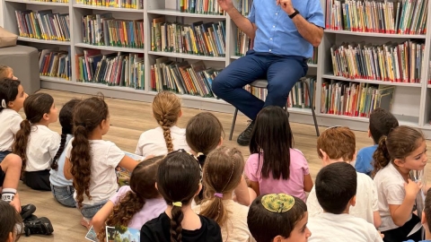 שעת סיפור עם ראש העיר 3.jpg